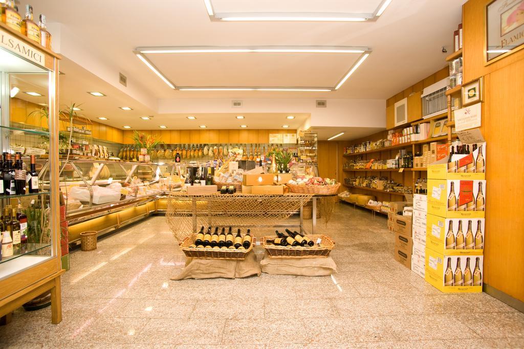 La Locanda Di Gino Sulmona Eksteriør bilde