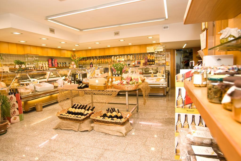 La Locanda Di Gino Sulmona Eksteriør bilde